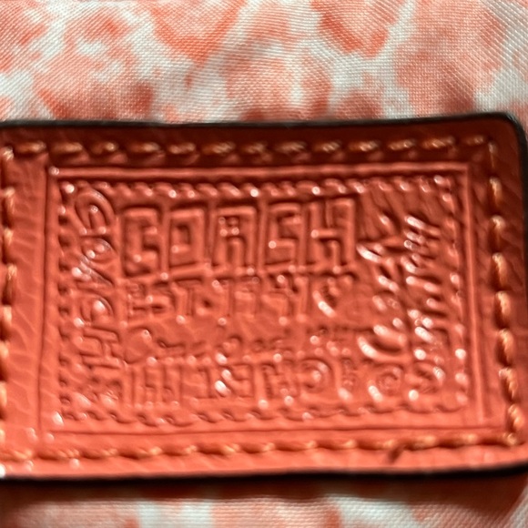 Coach Fold Into Itself Light Weight Bag - Picture 3 of 5